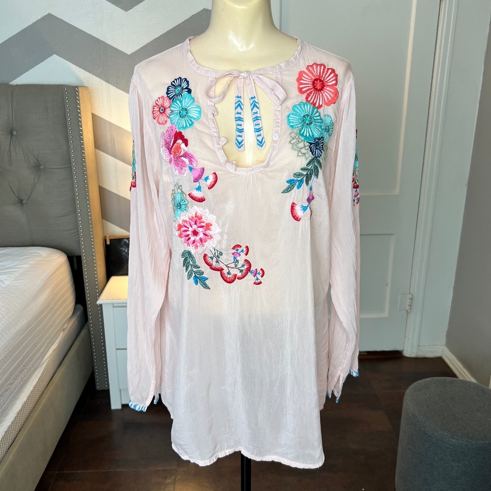 Johnny Was Women's Blouse Floral Pattern Embroidery, Large